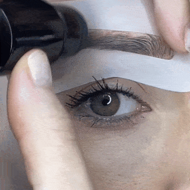 Set Sprâncene cu Pudră și Perii–Rezistent, Ușor de Aplicat